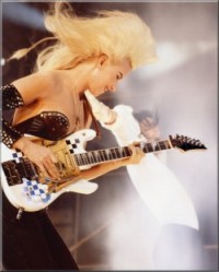 Jennifer Batten & Michael Jackson Image courtesy J. Batten
